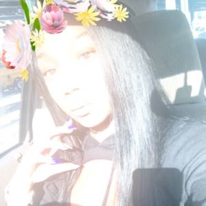 Meet your Posher, Kierra